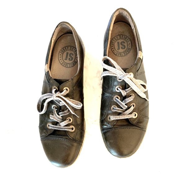 Josef Seibel Shoes - 💐Josef Seibel size 9 gray leather sneaker💐